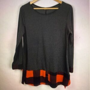 Reborn Charcoal & Red Buffalo Check Split-Hem Tunic - Large